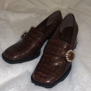 NEW Beaded Accent Croc-Effect Loafer Pumps - Animal Print Brown